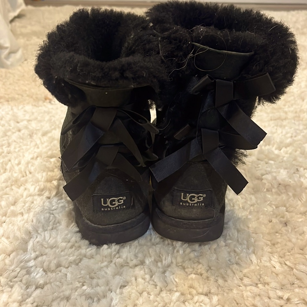 UGG black size 4 bow boots